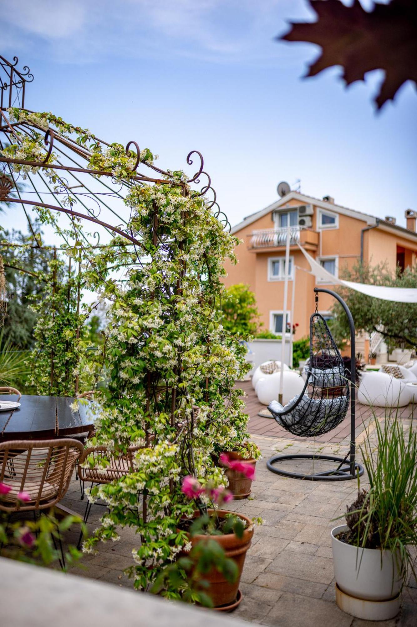 Villa Nada Lovran Bagian luar foto