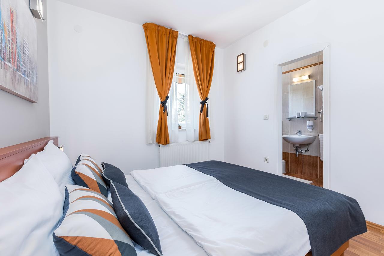 Villa Nada Lovran Bagian luar foto