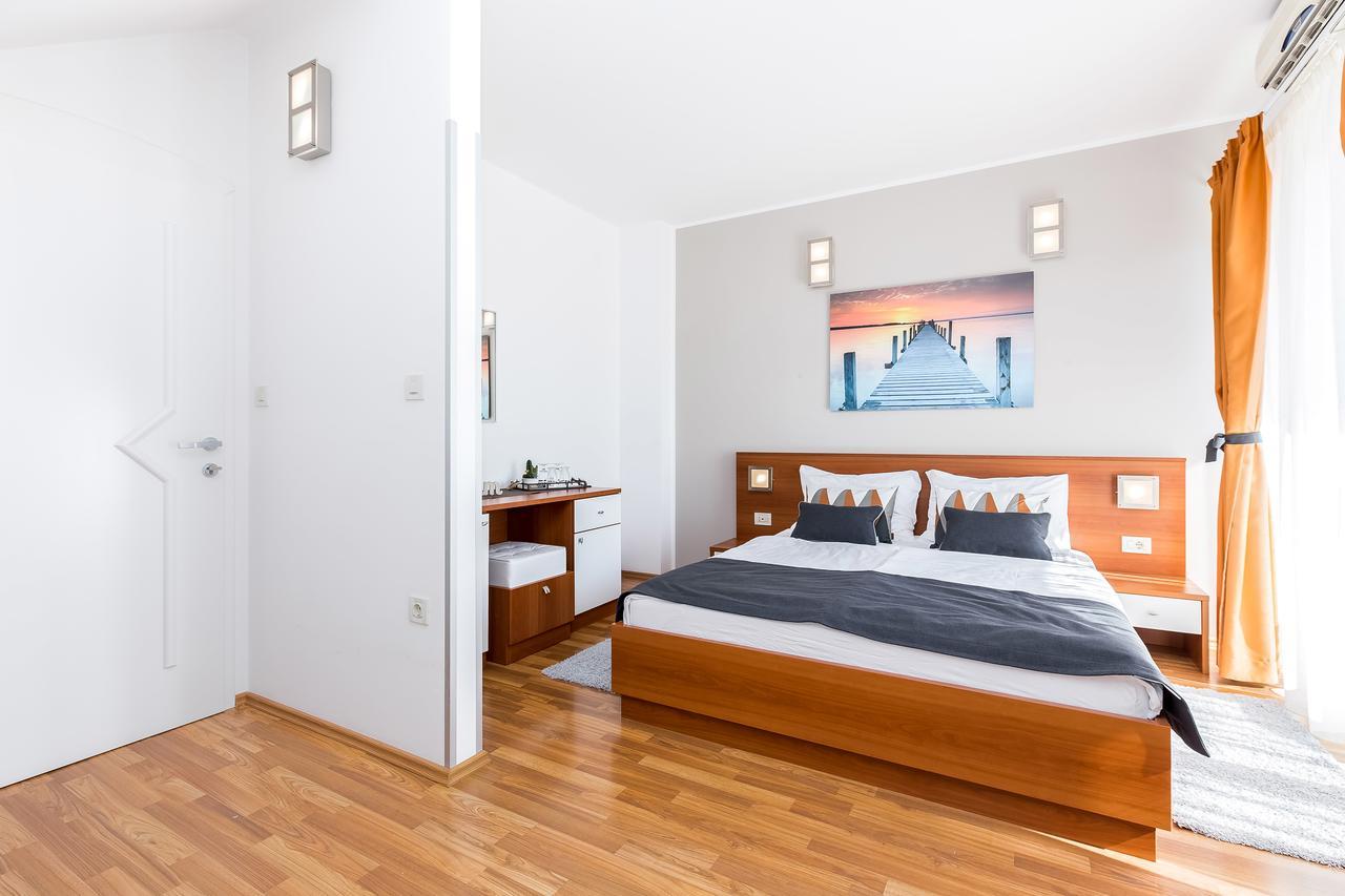 Villa Nada Lovran Bagian luar foto