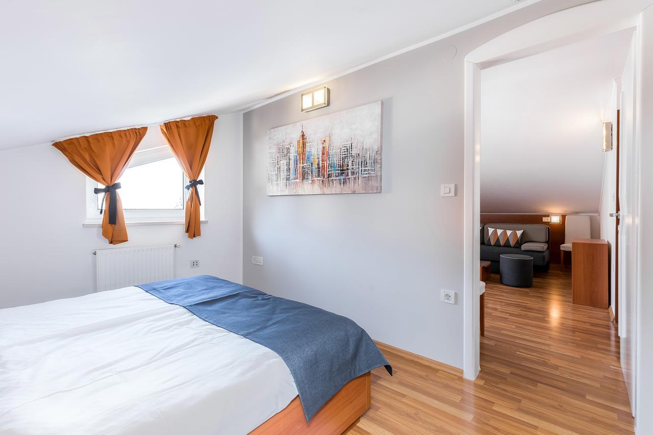 Villa Nada Lovran Bagian luar foto